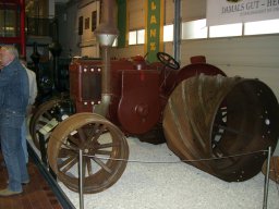 Fahrt Schachthof und Treckermuseum 77